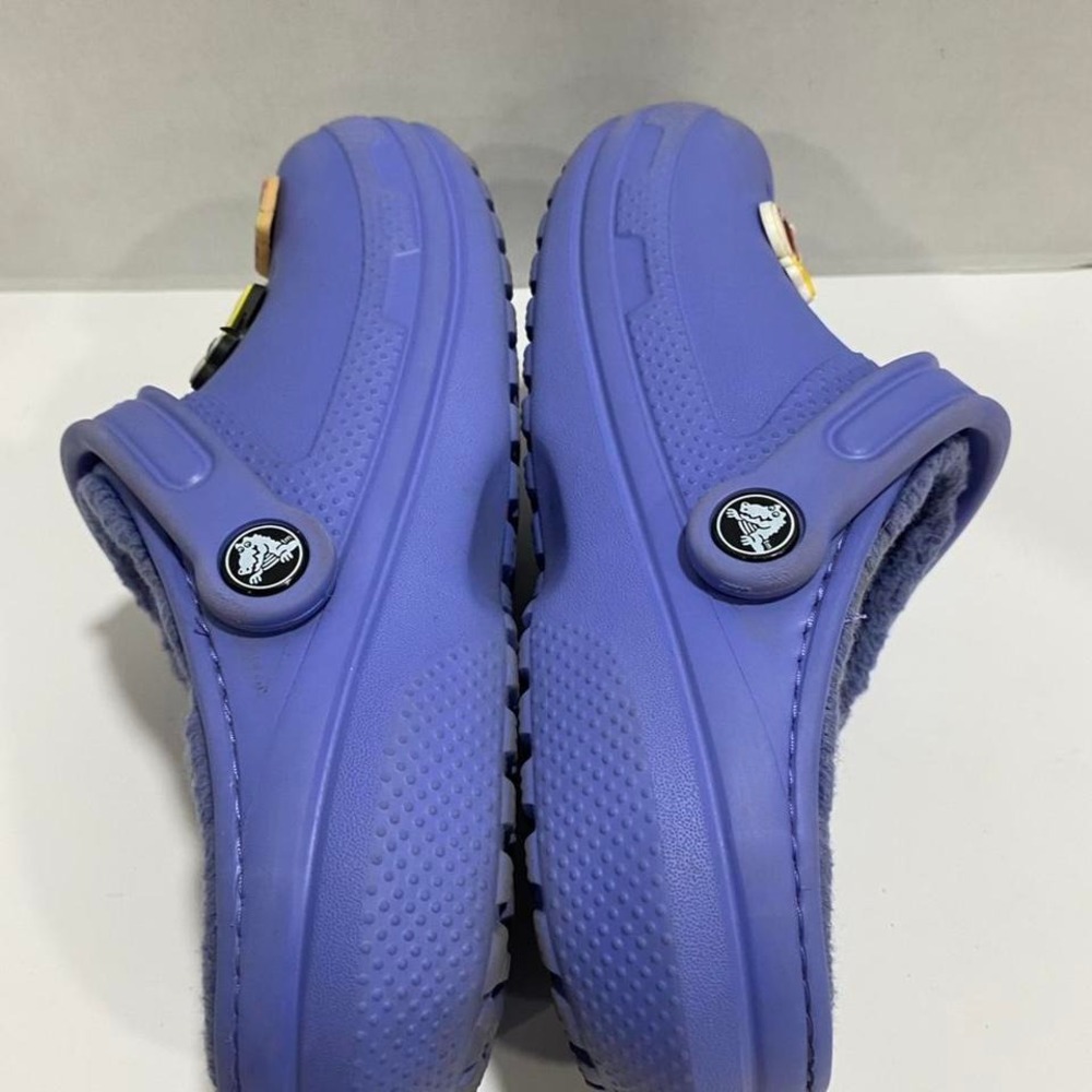 Blue Crocs clogs with 7 space theme charms unisex men 3 women 5. SKU487 - Picture 5 of 5